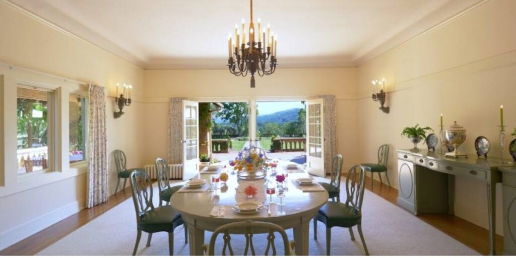 Dining room in the Green Gables estate.